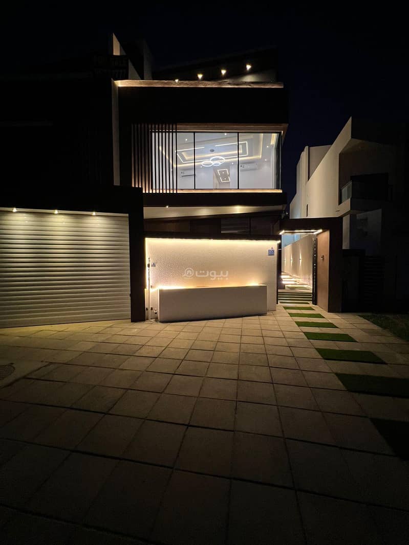 6 Bedrooms Villa For Sale in Al Khoud, Muscat
