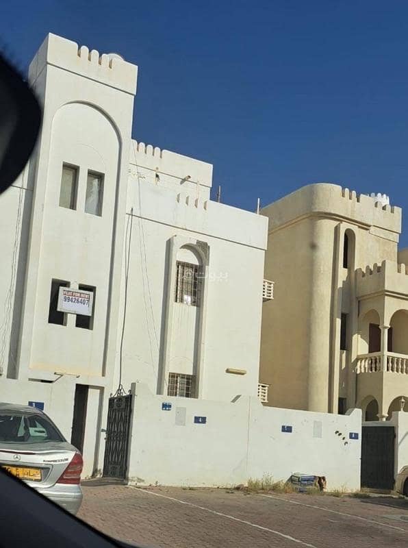 شقة مكونة من غرفتي نوم للإيجار في الخوير، مسقط