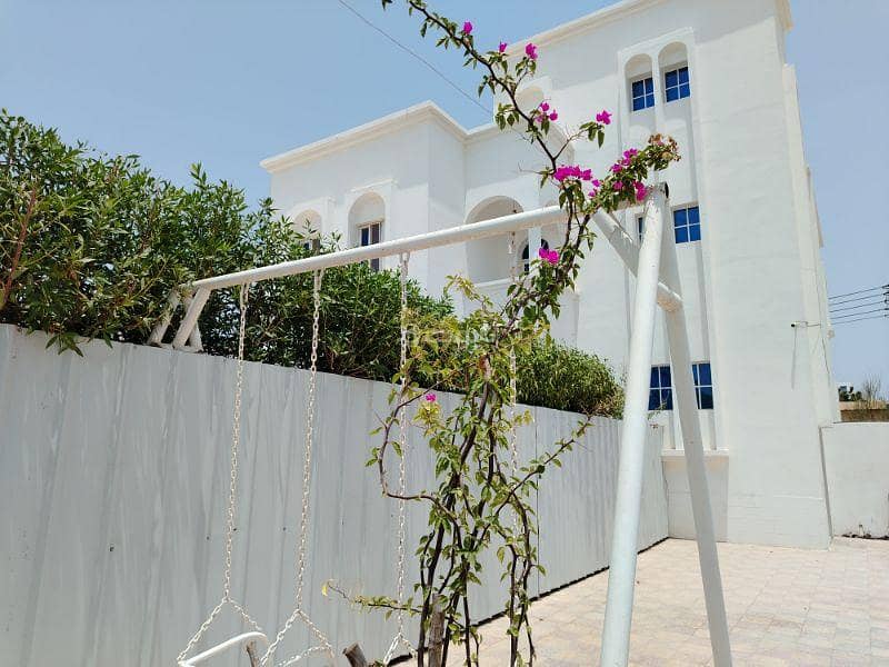 3 Bedrooms Villa For Rent in Al Maabilah, Muscat