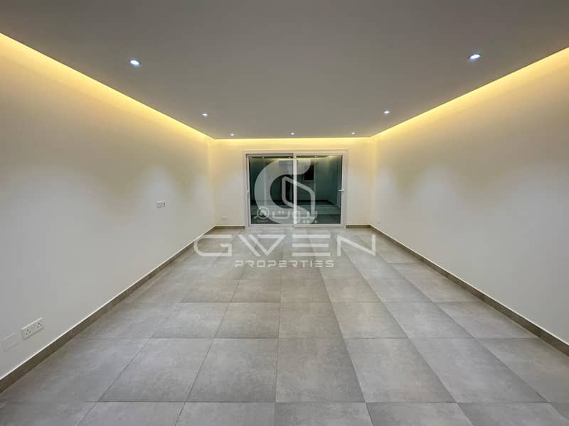 3 Bedrooms Villa For Rent Madinat As Sultan Qaboos, Muscat