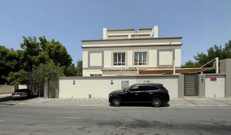 4 Bedrooms Villa for Rent Madinat As Sultan Qaboos, Muscat
