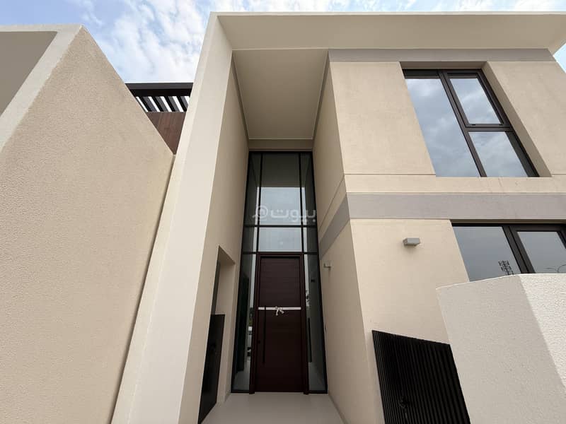 5 Bedrooms Villa For Sale The Wave (Almouj) Muscat