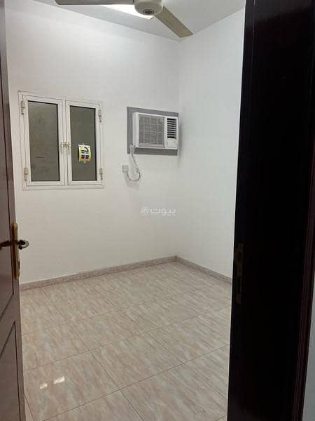 4 Bedrooms Apartment For Rent Al Khuwair, Muscat