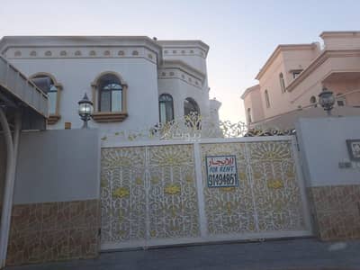 6 Bedroom Villa for Rent in Al Khuwair, Muscat - 6 Bedrooms Villa for Rent in Al Khuwair, Muscat