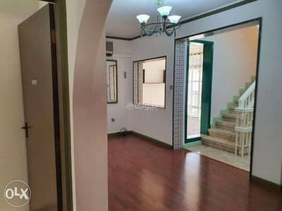 3 Bedroom Villa for Rent in Madinat As Sultan Qaboos, Muscat - 3 Bedrooms Villa for Rent in Madinat As Sultan Qaboos, Muscat
