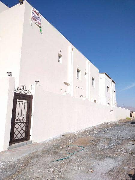 شقة 3 غرف نوم للإيجار في الأمارات، مسقط