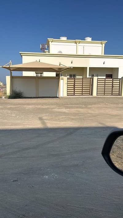 فیلا 2 غرفة نوم للايجار في صحار، الباطنة - فيلا مكونة من 2 غرف نوم للإيجار في صحار، الباطنة