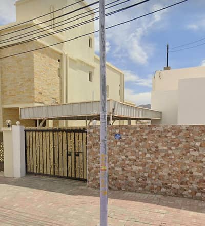 3 Bedroom Villa for Sale in Al Amarat, Muscat - 3 Bedrooms Villa For Sale in Al Amarat, Muscat