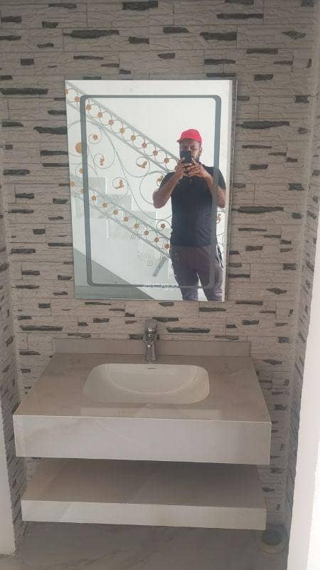 16 