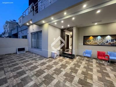 2 Bedroom Flat for Sale in Muqshin, Dhofar - 2 Bedrooms Apartment For Sale in Muqshin, Dhofar