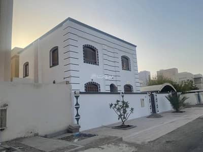 5 Bedroom Villa for Sale in Al Maabilah, Muscat - 6 Bedrooms Villa For Sale in Al Maabilah, Muscat