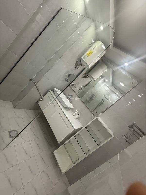 7 Bedrooms Villa For Rent in Qurum, Muscat