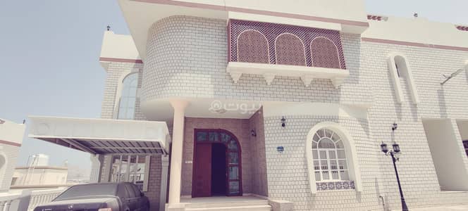 4 Bedroom Villa for Rent in Qurum, Muscat - 4 Bedrooms Villa For Rent in Qurum, Muscat