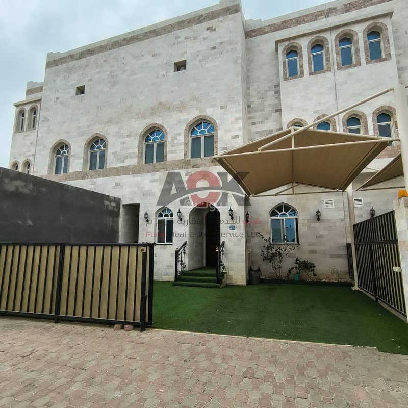 4 Bedrooms Villa For Rent in Al Hail, Muscat