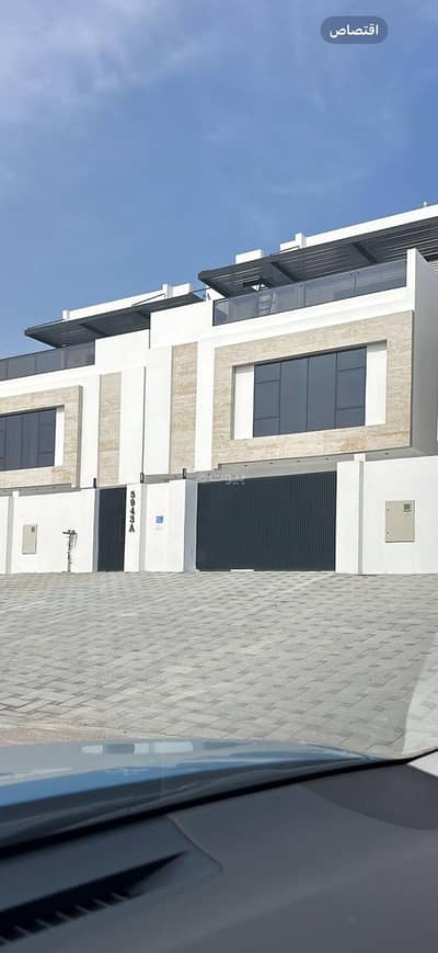 5 Bedroom Villa for Sale in Al Seeb, Muscat - 5 Bedrooms Villa For Sale in Al Seeb, Muscat