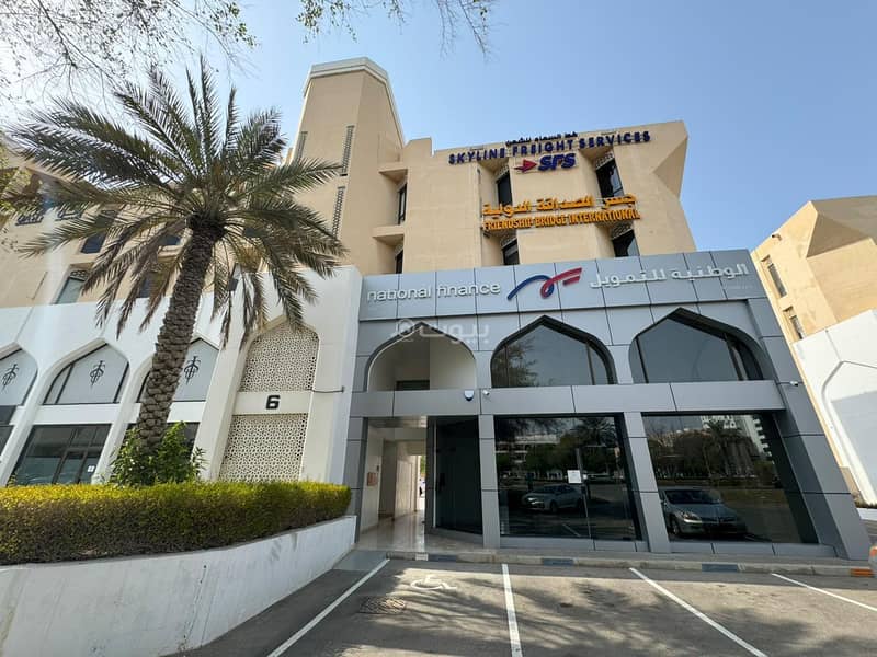 مساحة تجارية للإيجار في عذيبة، مسقط مساحة تجارية للإيجار في عذيبة، مسقط