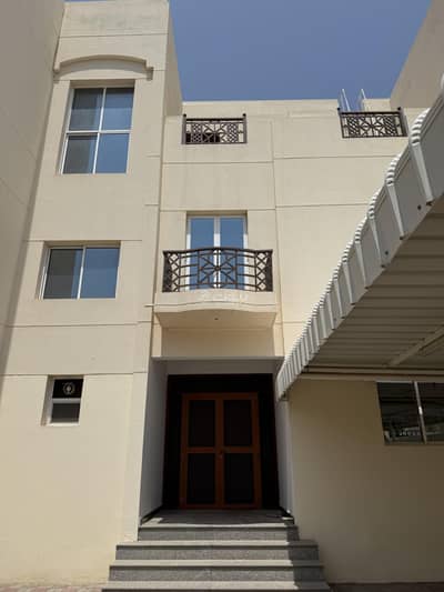 4 Bedroom Villa for Rent in Madinat As Sultan Qaboos, Muscat - 4 Bedroom Villa For Rent Madinat As Sultan Qaboos, Muscat