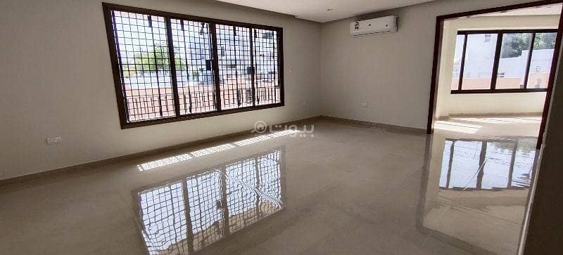 5 Bedrooms Villa For Rent Madinat As Sultan Qaboos, Muscat