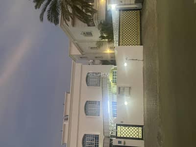 5 Bedroom Villa for Rent in Al Khoud, Muscat - 5 Bedrooms Villa For Rent Al Khoud, Muscat