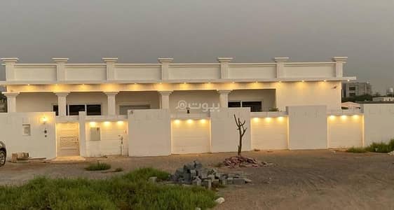 Commercial Building for Sale in Barka, Al Batinah - Commercial Building For Sale in Barka, Al Batinah