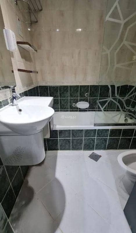3 Bedrooms Apartment For Rent Al Maabilah Muscat