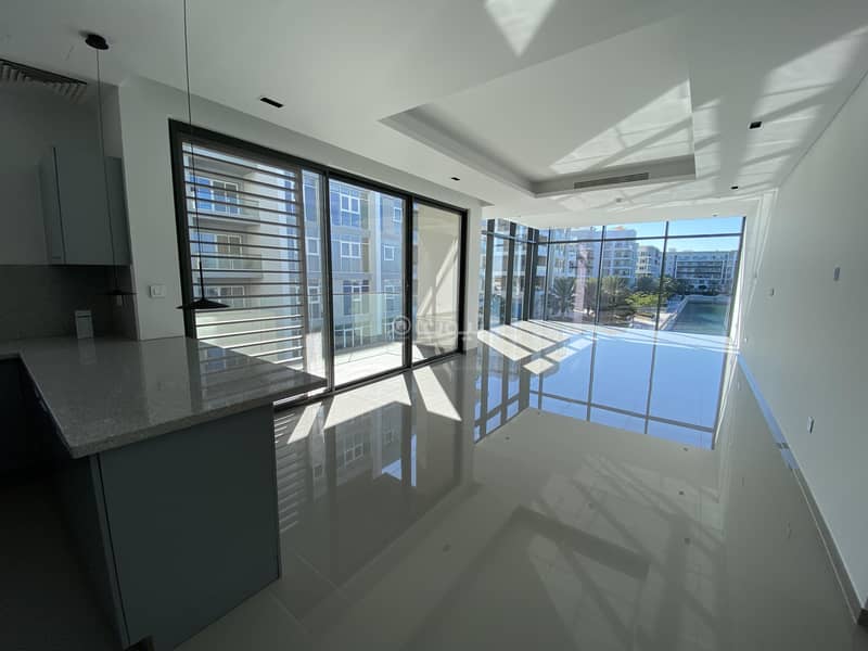 2 Bedrooms Apartment For Rent The Wave (Almouj) Muscat