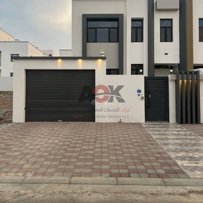 5 Bedroom Villa for Sale in Al Maabilah, Muscat - 5 Bedroom Villa For Sale in Al Maabilah, Muscat