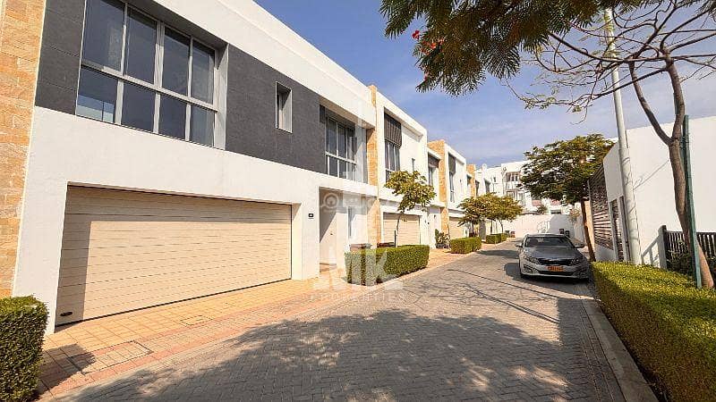 3 Bedrooms Villa For Sale The Wave (Almouj) Muscat