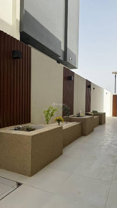 6 Bedroom Villa for Sale in Al Khoud, Muscat - 6 Bedroom Villa For Sale in Al Khoud, Muscat