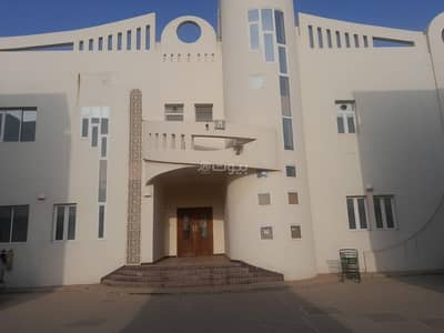 Other Commercial for Rent in Sohar, Al Batinah - Commercial Space for Rent in Sohar, Al Batinah