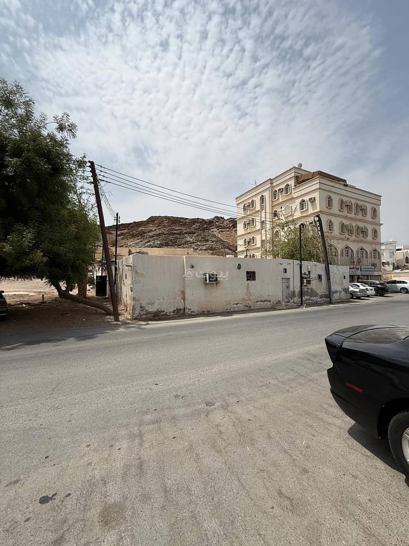 Residential Land For Sale in Al Wadi Al Kabir, Muscat