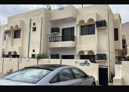 Commercial Building for Sale in Al Wadi Al Kabir, Muscat - Commercial Building For Sale in Al Wadi Al Kabir, Muscat