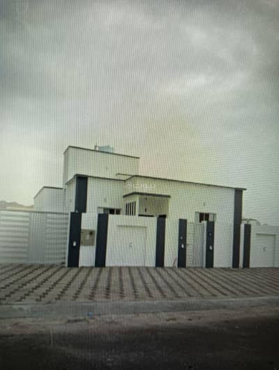 4 Bedroom Villa for Sale in Al Amarat, Muscat - 4 Bedrooms Villa For Sale Al Amarat Muscat
