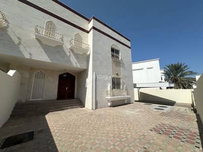 4 Bedroom Villa for Rent in Madinat As Sultan Qaboos, Muscat - 4 Bedrooms Villa For Rent Madinat As Sultan Qaboos, Muscat