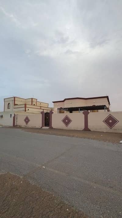 Commercial Building for Sale in Bidiya, Al Sharqiya - Commercial Building For Sale in Bidiya, Al Sharqiya