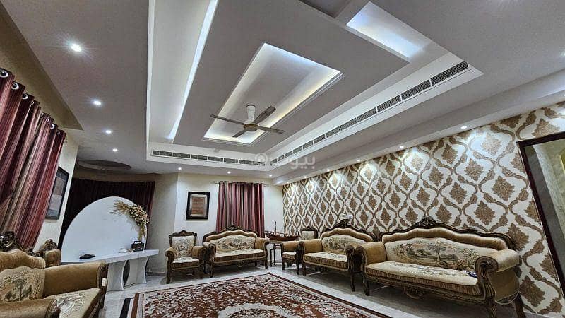 شاليه مكون من 4 غرف نوم للإيجار في بركة، الباطنة