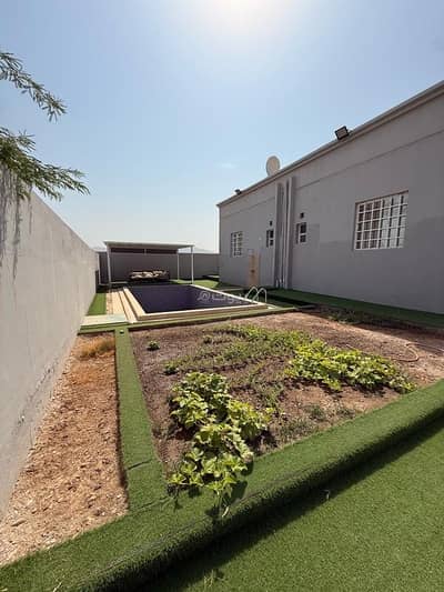 4 Bedroom Villa for Sale in Al Amarat, Muscat - 4 Bedrooms Villa For Sale in Al Amarat, Muscat