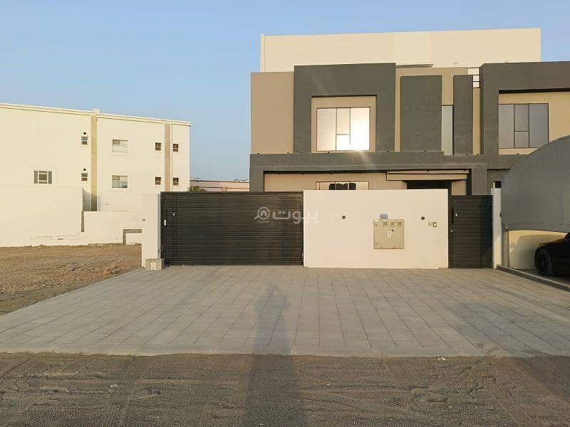 4 Bedrooms Villa For Rent in Al Maabilah, Muscat