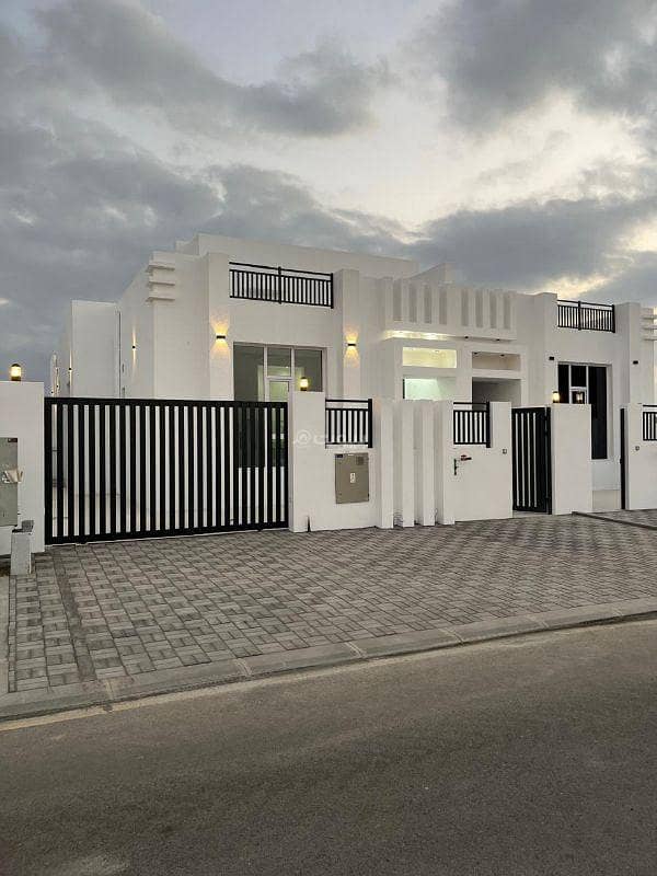 3 Bedrooms Villa For Sale in Barka, Al Batinah