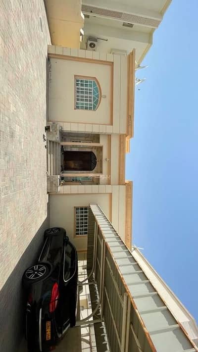 3 Bedroom Villa for Sale in Al Amarat, Muscat - 3 Bedrooms Villa For Sale in Al Amarat, Muscat