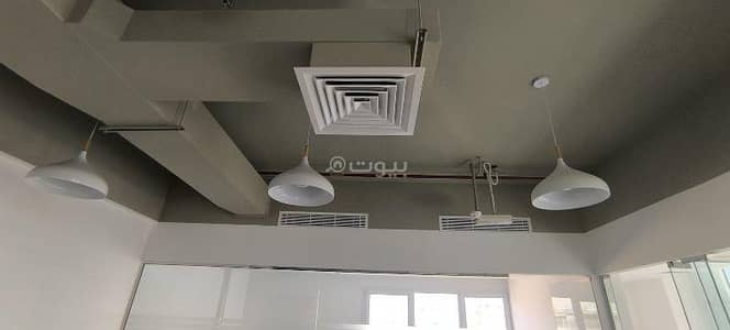 عقارات تجارية اخرى  للايجار في مدينة السلطان قابوس، مسقط - مساحة تجارية للإيجار في مدينــة السلطان قابوس، مسقط