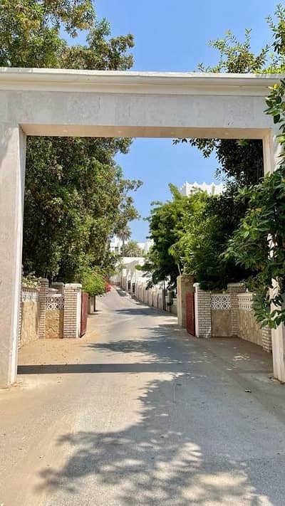 فیلا 3 غرف نوم للايجار في القرم، مسقط - فيلا مكونة من 3 غرف نوم للإيجار في قُرُم، مسقط