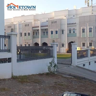 4 Bedroom Villa for Rent in Qurum, Muscat - 4 Bedrooms Villa For Rent in Qurum, Muscat