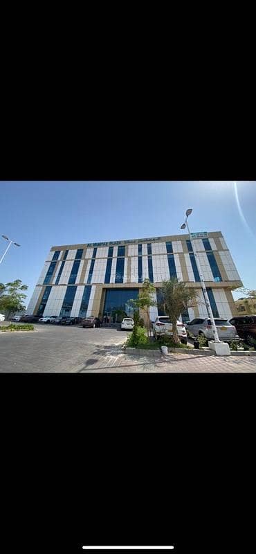 عقارات تجارية اخرى  للايجار في روي، مسقط - عقار تجاري للإيجار في روي، مسقط