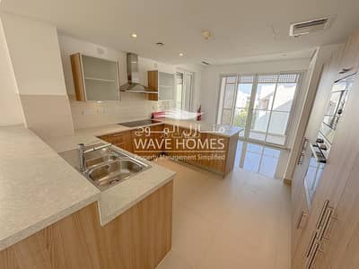 3 Bedroom Flat for Rent in The Wave (Almouj), Muscat - 3 Bedrooms Apartment For Rent The Wave (Almouj) Muscat