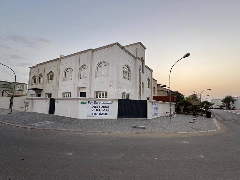 فيلا تحتوي على 6 غرف نوم للبيع في العذيب، مسقط فيلا تحتوي على 6 غرف نوم للبيع في العذيب، مسقط