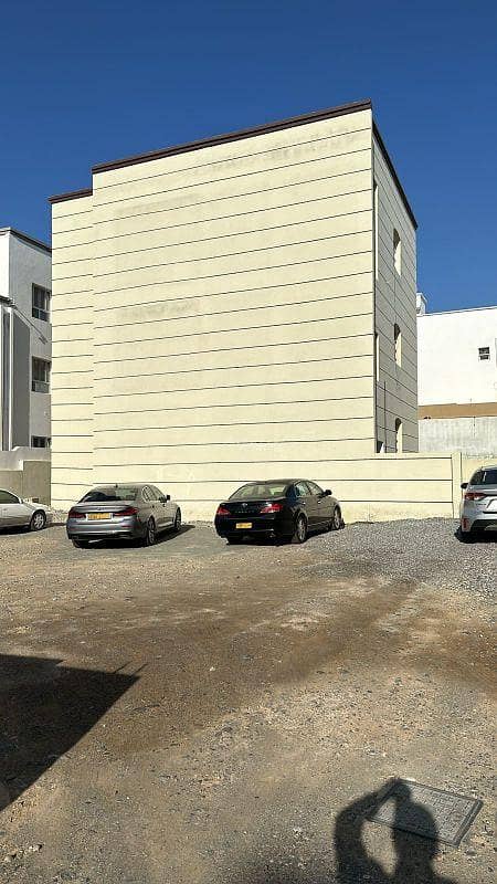 شقة مكونة من 3 غرف نوم للإيجار في المعابل، مسقط