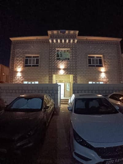 فیلا 8 غرف نوم للبيع في المعبيلة، مسقط - فيلا مكونة من 8 غرف نوم للبيع في المعبيلة، مسقط