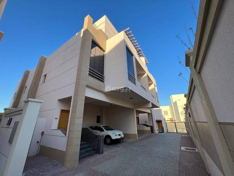 5 Bedroom Villa For Rent Madinat As Sultan Qaboos, Muscat
