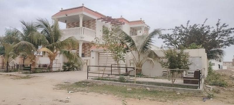 7 Bedrooms Villa For Sale in Salalah, Dhofar 7 Bedrooms Villa For Sale in Salalah, Dhofar